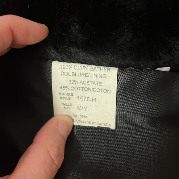 DC collections Women’s leather medium coat - Picture 4 of 5